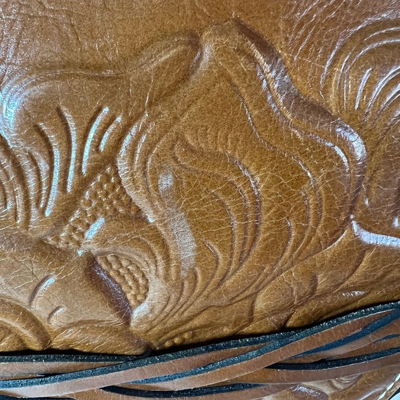 Patricia Nash Cavallina Tooled Leather Shoulder/ Saddle Handbag - Picture 4 of 12